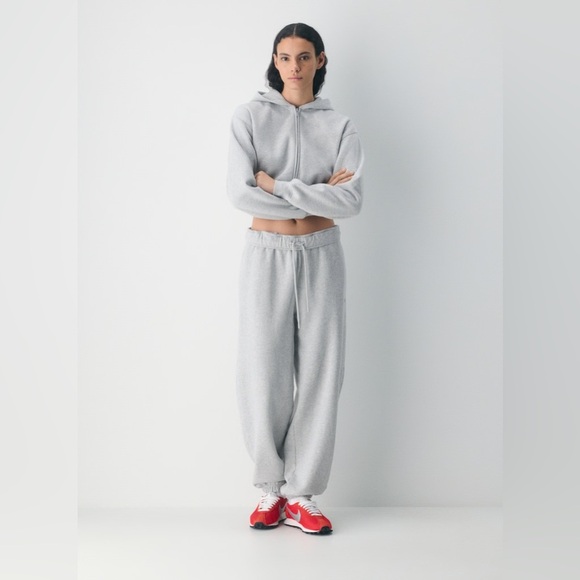 Aritzia Pants - Aritzia Cozy Sweatfleece Mega Baggy Fold-Over Jogger